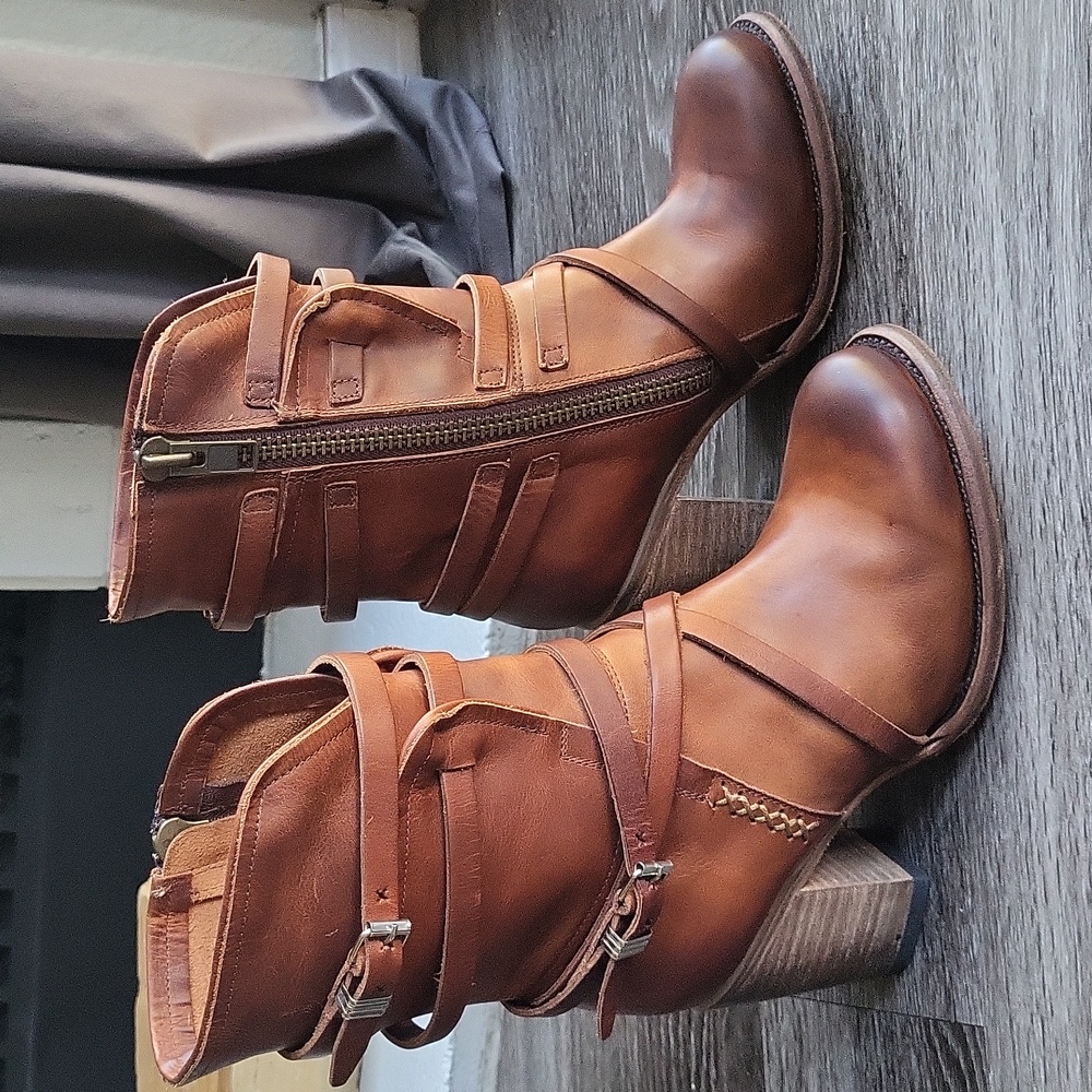NEW Freebird Baker Cognac Boots NIB size 9 - Picture 7 of 14